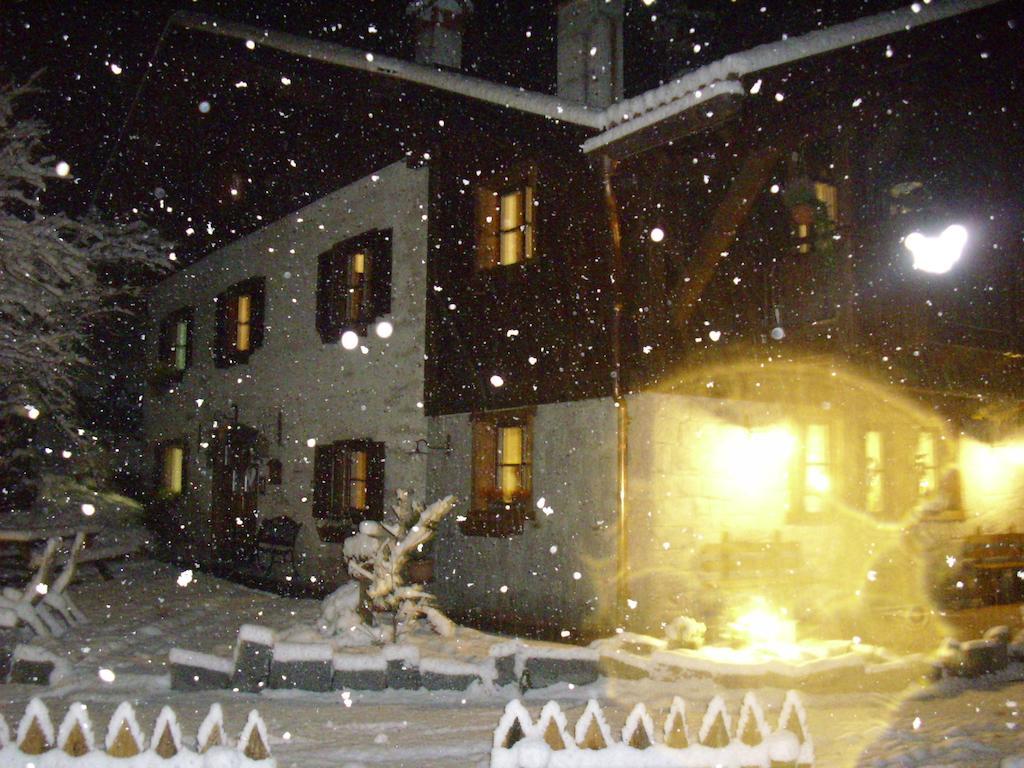 Maso Pin Bed and Breakfast Madonna Exteriör bild
